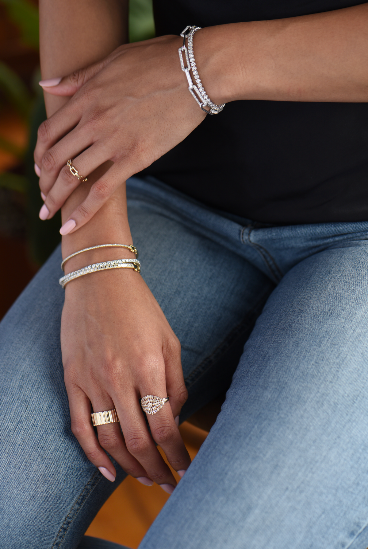 14K GOLD HEAVY LINK DIAMOND BRACELET
Steph Heavy Link Diamond Bracelet
Heavy Link Diamond Bracelet
Diamond Bracelet in 14K Gold
Steph Diamond Bracelet
Luxury Diamond Link Bracelet
Heavy link bracelet
Diamond bracelet
Gold diamond bracelet
Statement bracelet
Luxury bracelet
Designer bracelet
Diamond link bracelet
14K gold bracelet
Bold bracelet
Fine jewelry bracelet