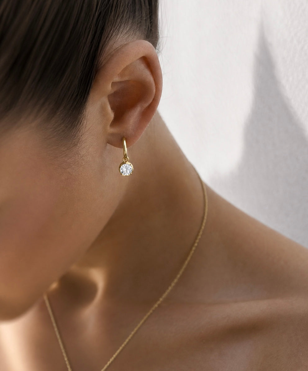 BRILLIANT CUT DIAMOND DROP EARRINGS