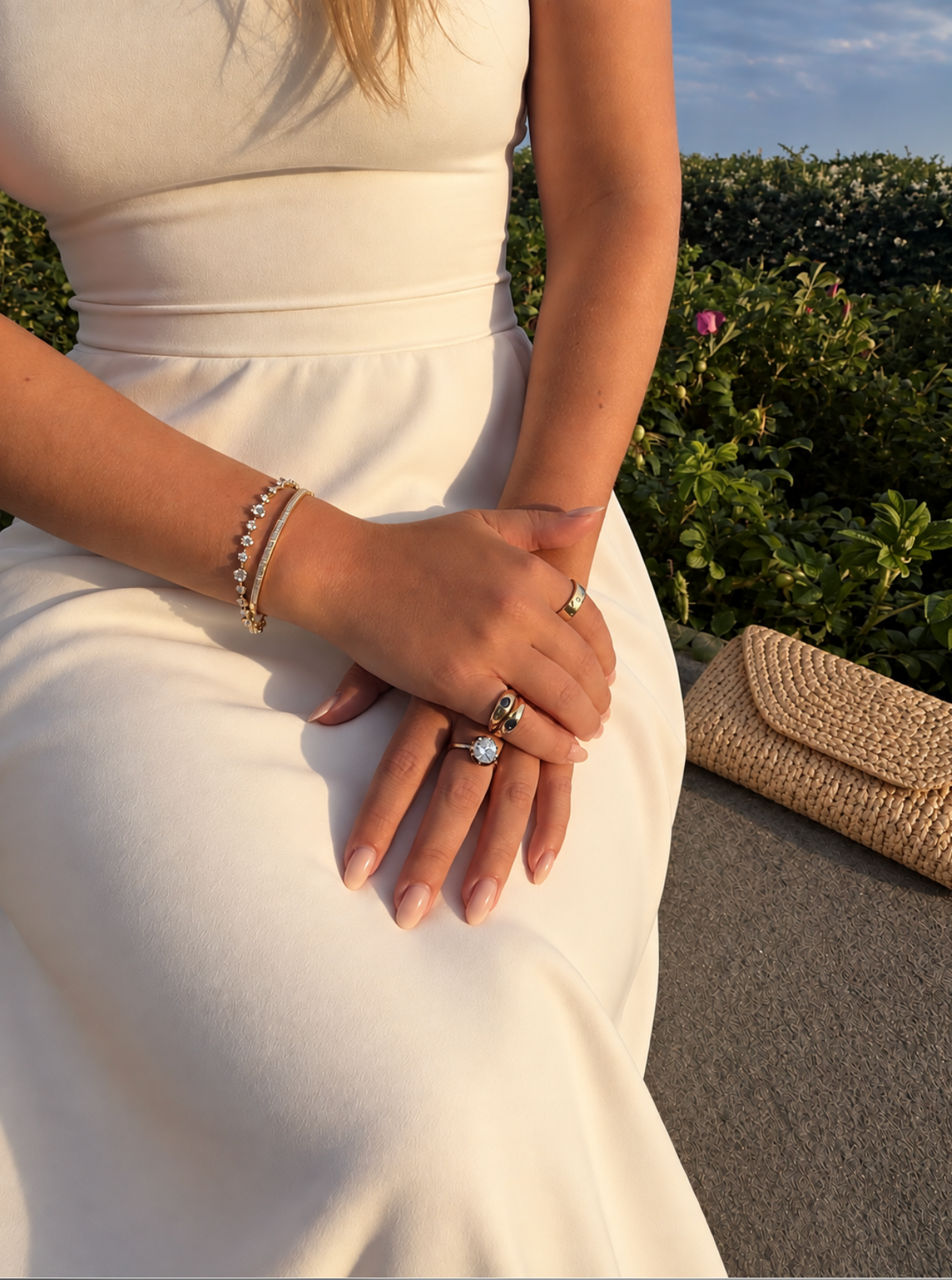 14K GOLD VICTORIA PINKY RING