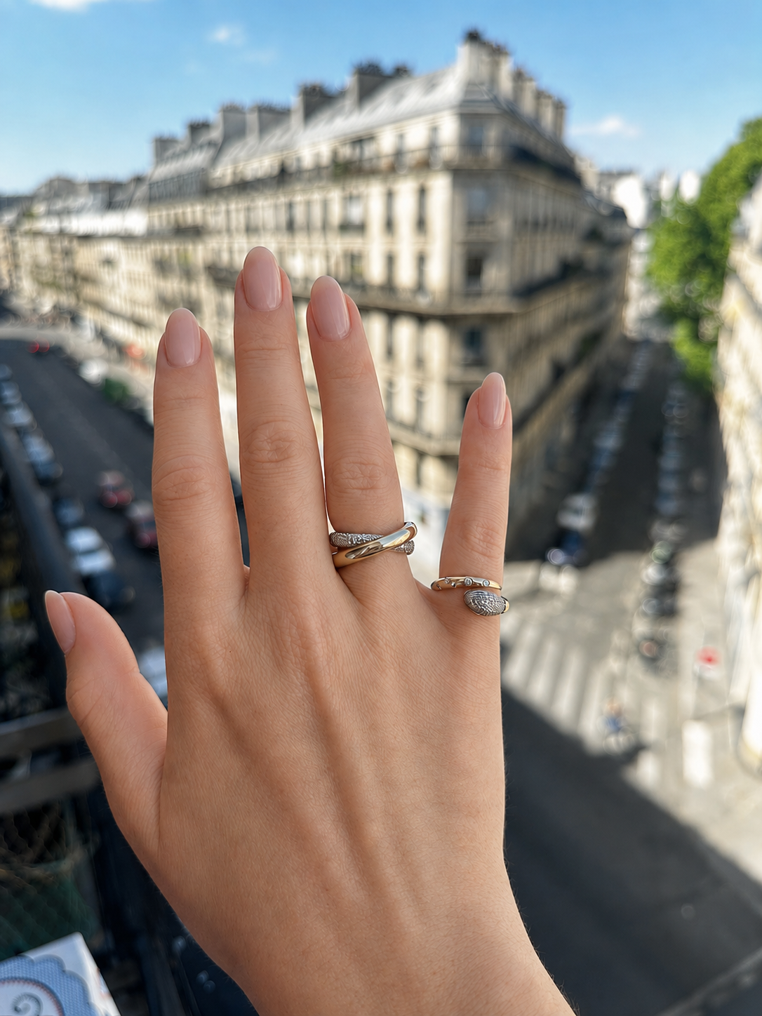 CROSSOVER 14K GOLD AND DIAMOND RING