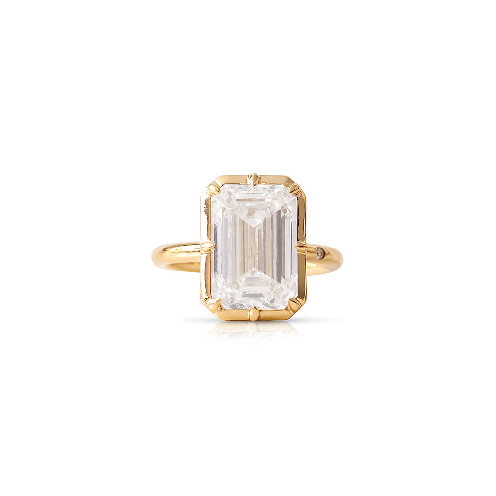 EMERALD CUT POWER PINKY RING™
