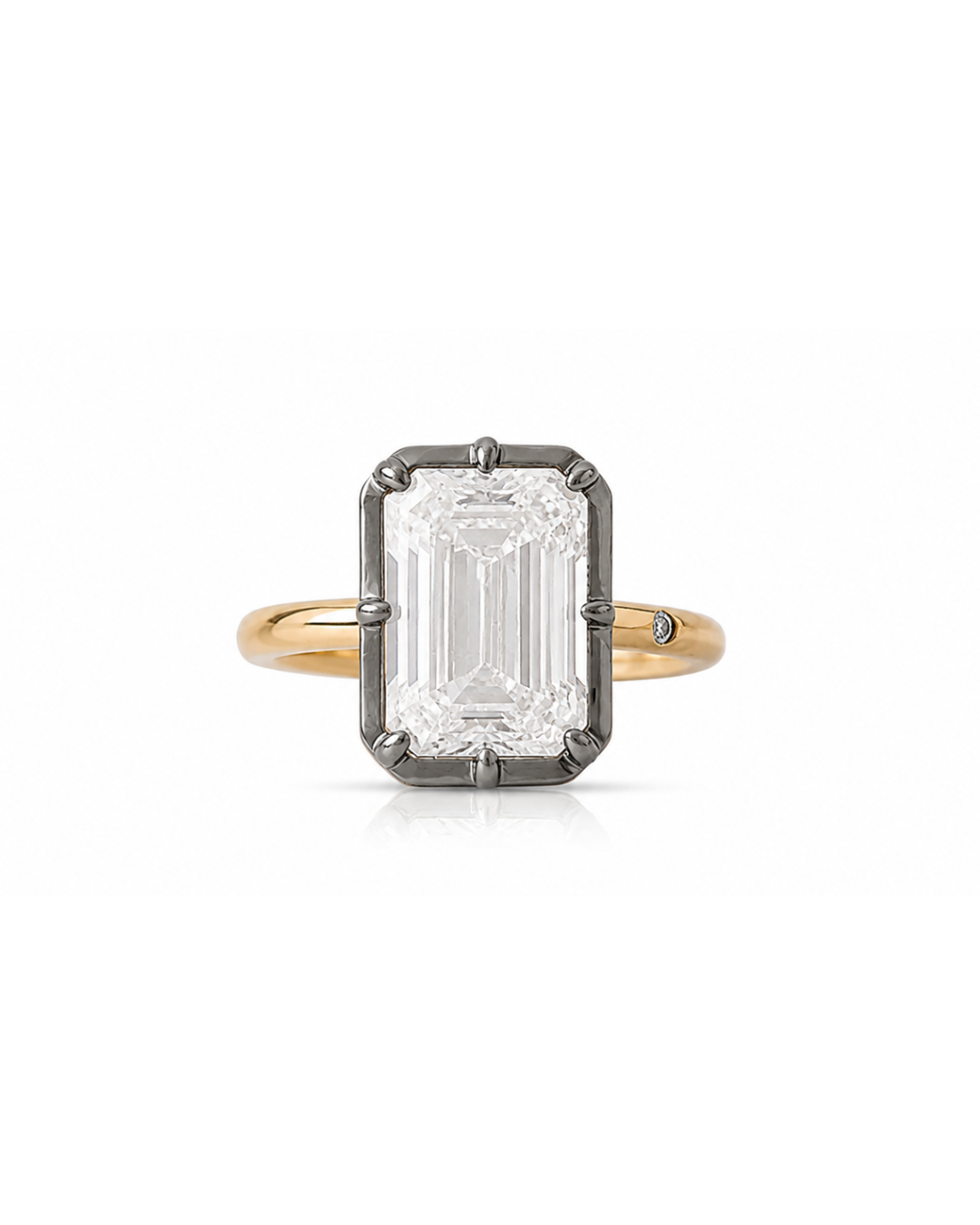 EMERALD CUT RHODIUM POWER PINKY RING™