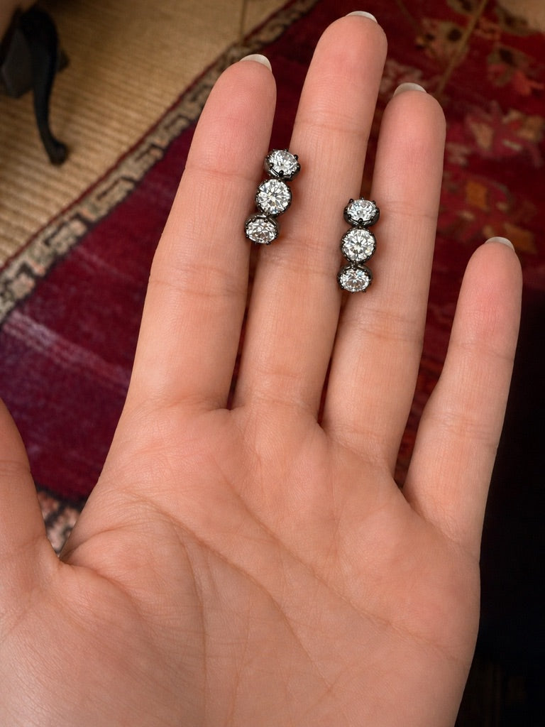 BRILLIANT CUT GEORGIAN SET RHODIUM DIAMOND HUGGIES