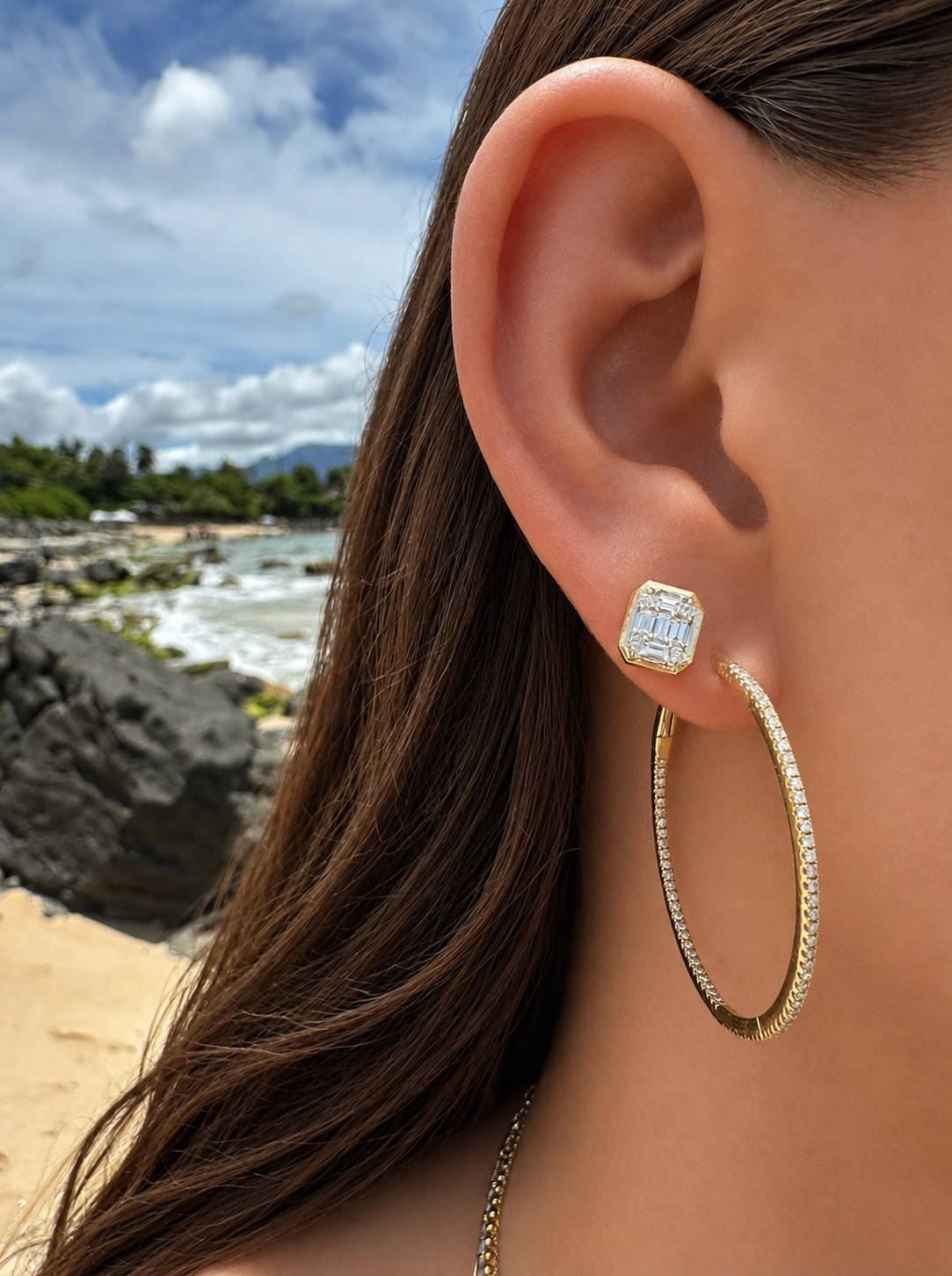 BAGUETTE DIAMOND BEZEL SET RECTANGULAR STUDS