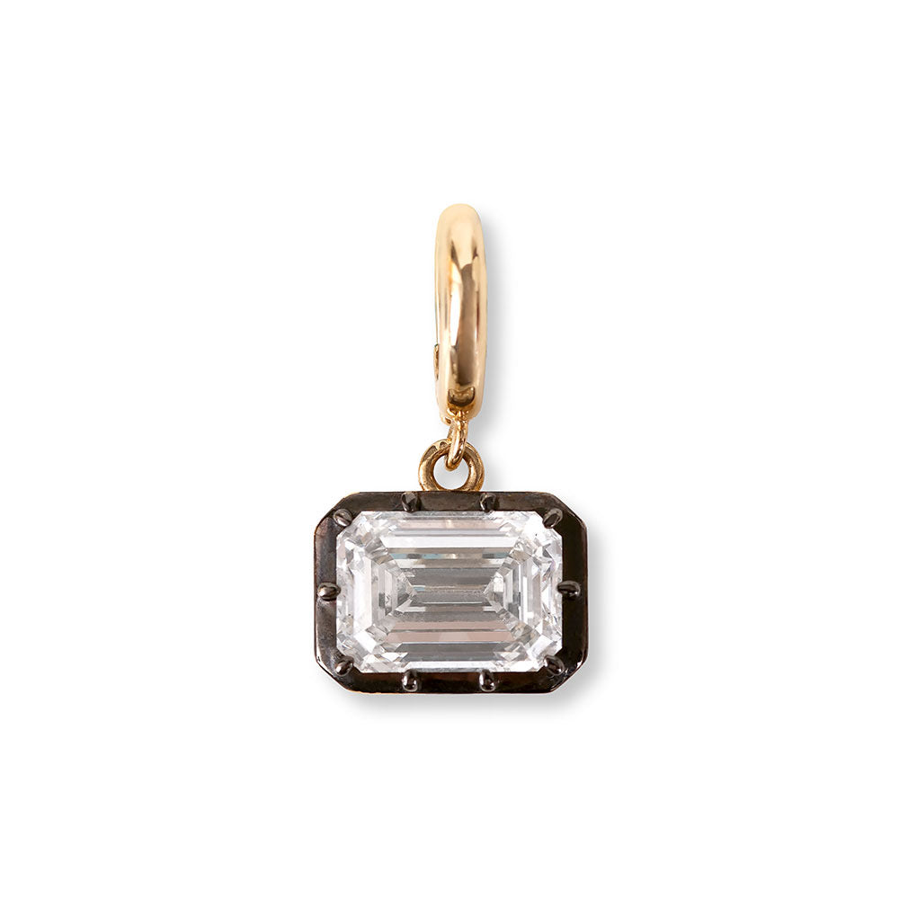 EMERALD CUT EAST-WEST SET DIAMOND PENDANT WITH RHODIUM