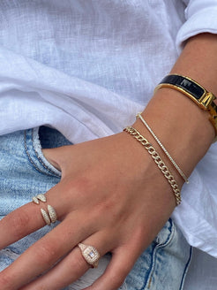 MEDIUM HALF DIAMOND CURB BRACELET
Medium Half Diamond Cuban Bracelet
Half Diamond Cuban Link Bracelet
Diamond Cuban Bracelet
Cuban Link Bracelet with Diamonds
14K Gold Half Diamond Cuban Bracelet
Diamond Cuban bracelet
Cuban link bracelet
14K gold bracelet
Diamond chain bracelet
Luxury bracelet
Link bracelet
Fine jewelry bracelet
Diamond bracelet
Men's bracelet
Women's bracelet