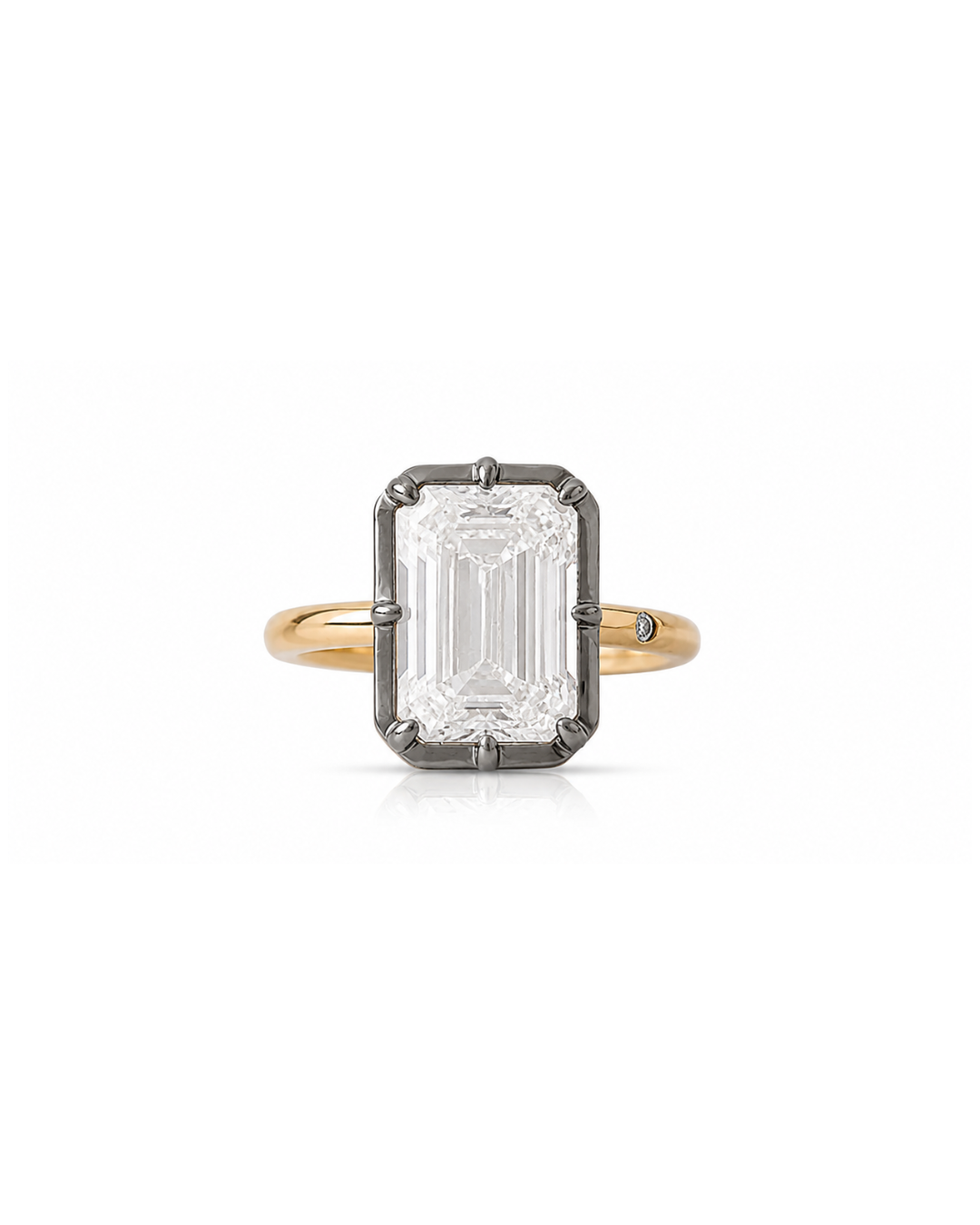 EMERALD CUT RHODIUM POWER PINKY RING™