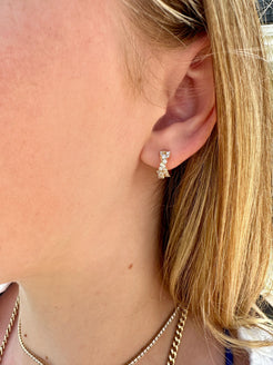 ELOISE DIAMOND TWIST HUGGIES
Eloise Diamond Twist Huggies
Diamond Twist Huggies
Eloise Diamond Earrings
Diamond Huggie Earrings
Designer Diamond Twist Huggies
Diamond huggies
Twist huggies
Diamond earrings
14K gold earrings
Luxury earrings
Designer earrings
Huggie earrings
Fine jewelry earrings
Twist earrings
