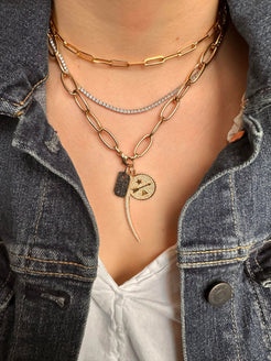 Diamond Horn Charm
Diamond-Encrusted Horn Charm
Luxury Diamond Horn Pendant
Diamond Horn Charm Necklace
Diamond Horn Jewelry
Horn charm
Diamond pendant
Fine jewelry
Luxury charm
Designer pendant
Statement jewelry
Custom charm
Fashion jewelry
Diamond jewelry